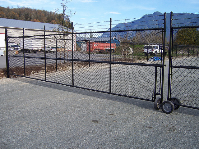 Commercial chainlink fencing in Chilliwack