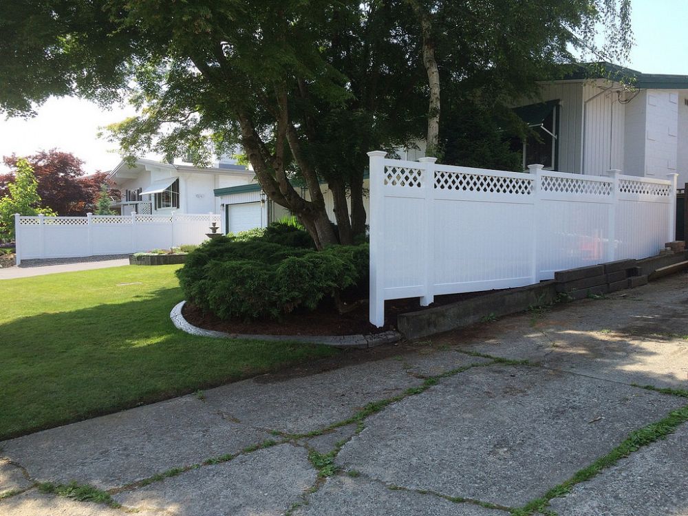 Five Things to Consider Before Building Your Fence