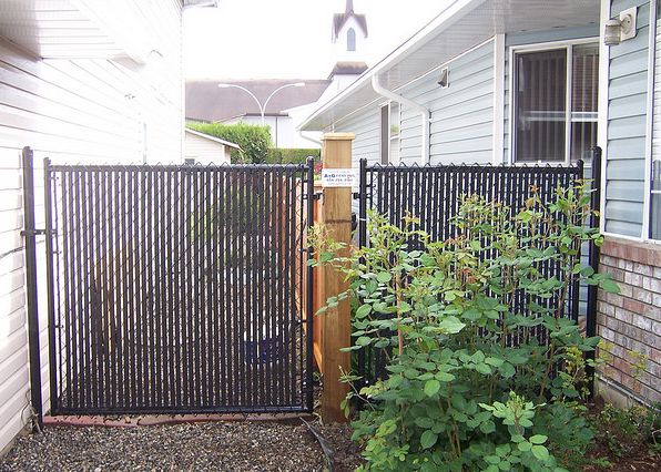 3 Reasons to Add Privacy Slats to Your Chain-Link Fence