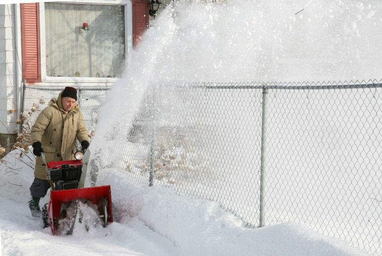 4 Simple Tips to Prepare Your Fence For Winter