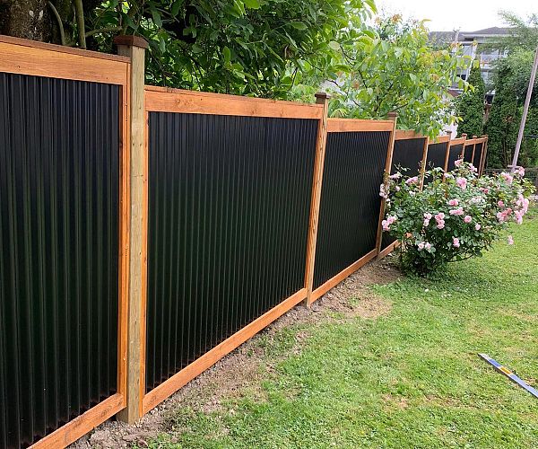 3 of the top fencing trends in 2021