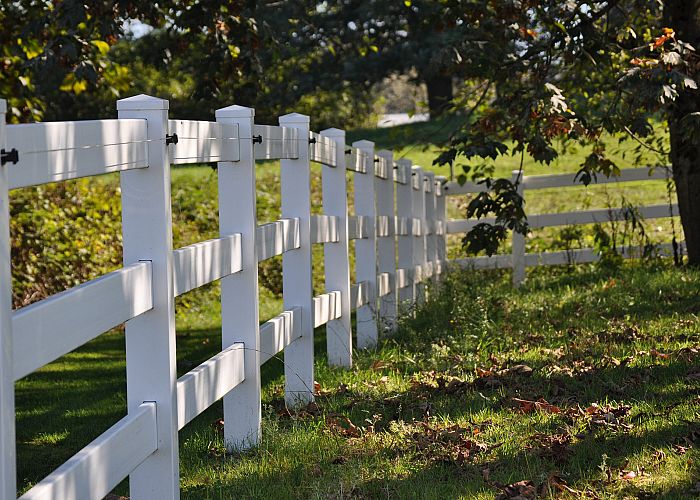 We're Hiring: Fencing Installation Crew Leader in the Fraser Valley